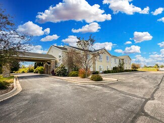 Plus de détails pour 1515 Planeview Dr, Oshkosh, WI - Hôtellerie à vendre