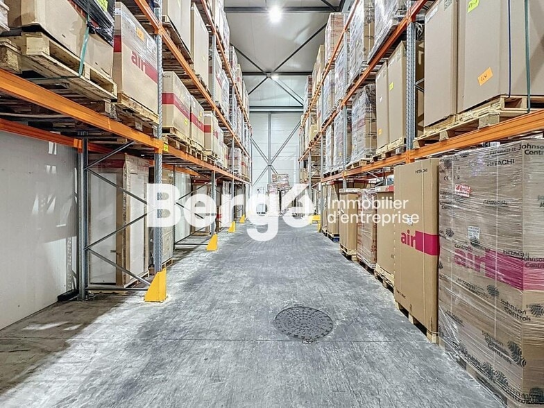 Industriel/Logistique dans Fréjus à louer - Photo intérieure – Image 3 sur 17