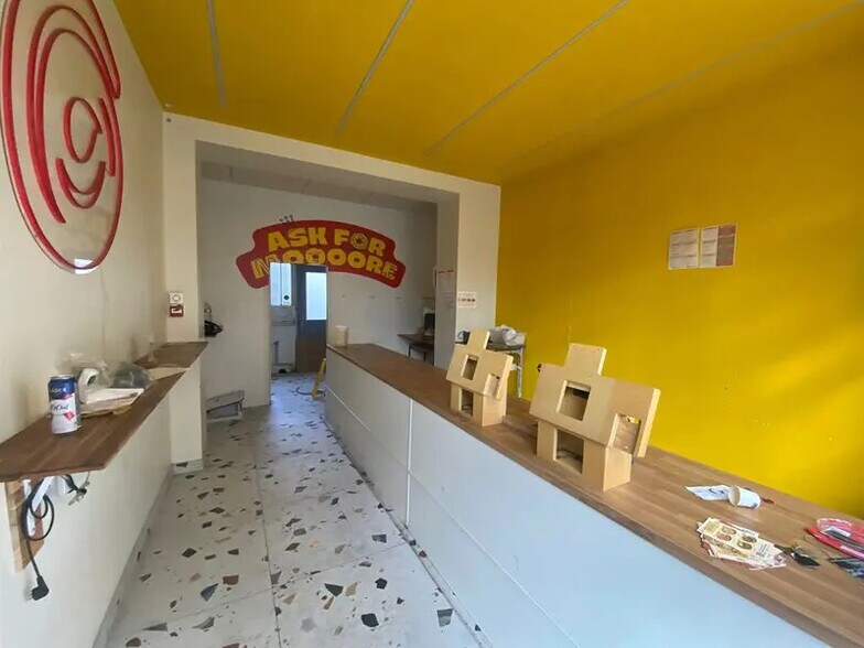 Local commercial dans Paris à louer - Photo intérieure – Image 3 sur 9