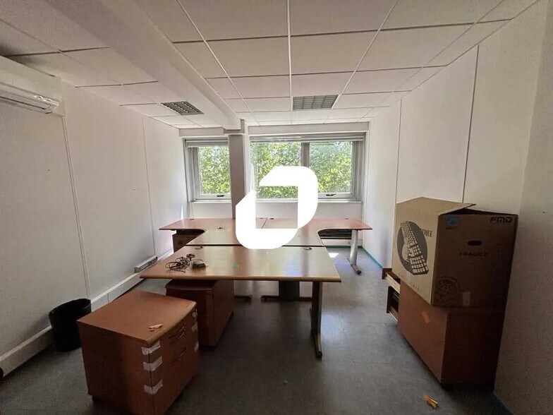 Bureau dans Bordeaux à louer - Photo de l’immeuble – Image 2 sur 7