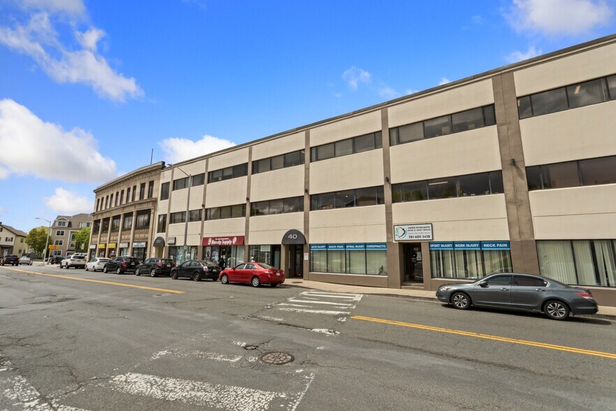 22-44 Eastern Ave, Malden, MA à louer - Photo de l’immeuble – Image 3 sur 22
