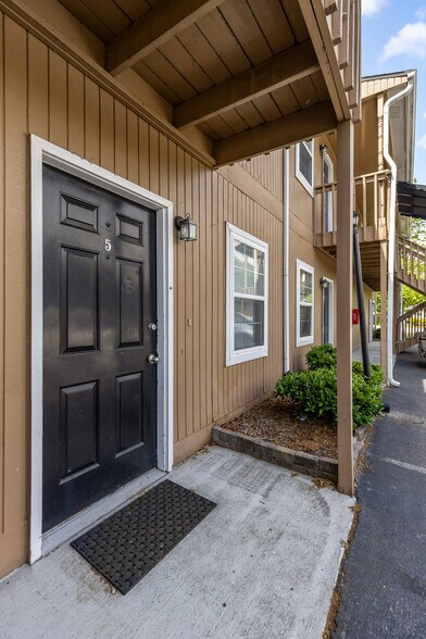 1802 Hamill Rd, Hixson, TN à vendre - Photo de l’immeuble – Image 3 sur 38
