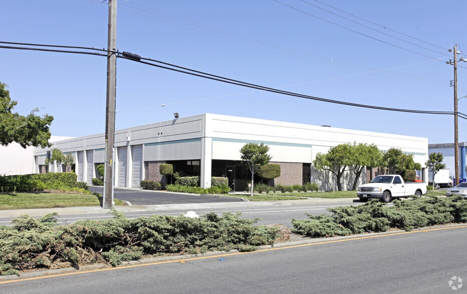 14256-14280 Doolittle Dr, San Leandro, CA à louer - Photo de l’immeuble – Image 3 sur 4