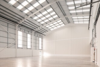 Eastman Edge & Harrow View, Harrow à louer Photo intérieure– Image 1 sur 9