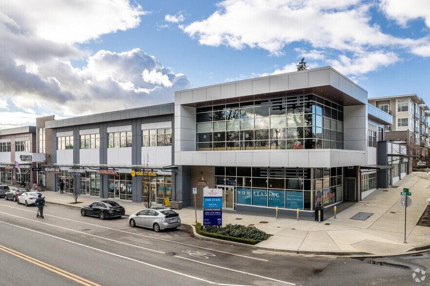 8645 160th St, Surrey, BC à louer - Photo principale – Image 1 sur 4
