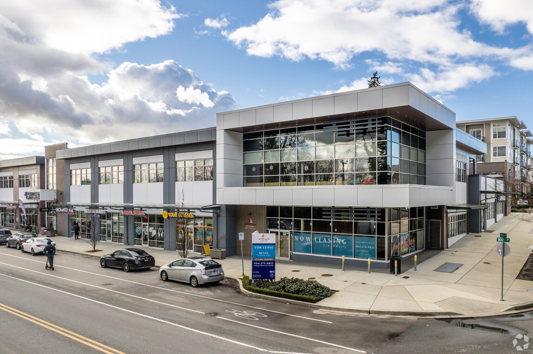 8645 160th St, Surrey, BC à louer Photo principale– Image 1 sur 5