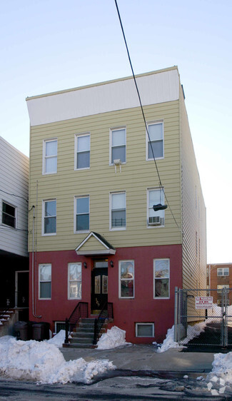 Plus de détails pour 109 33rd St, Union City, NJ - Logement à vendre