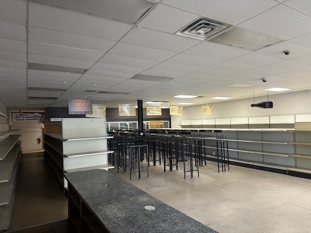 350 Bridgeport Ave, Shelton, CT à louer Photo intérieure– Image 1 sur 2