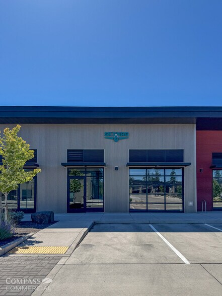 2739 NW Potts Ct, Bend, OR à louer - Photo de l’immeuble – Image 3 sur 5