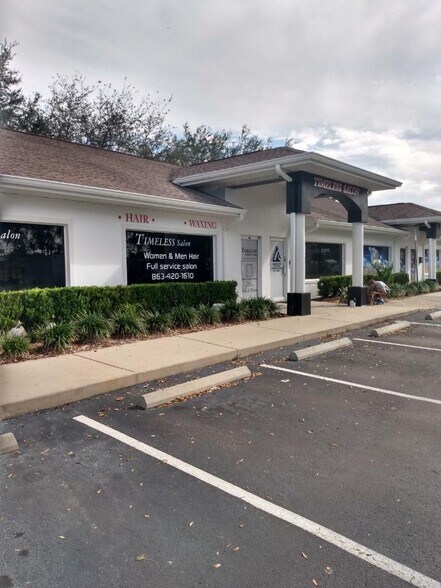101-109 Lake Davenport Blvd, Davenport, FL à louer - Photo de l’immeuble – Image 3 sur 6