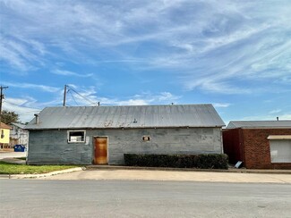 Plus de détails pour 400 Echo st, Graham, TX - Local commercial à vendre