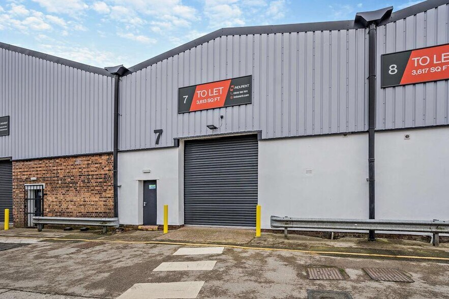 Longbridge Hayes Rd, Stoke On Trent à louer - Photo de l’immeuble – Image 3 sur 9