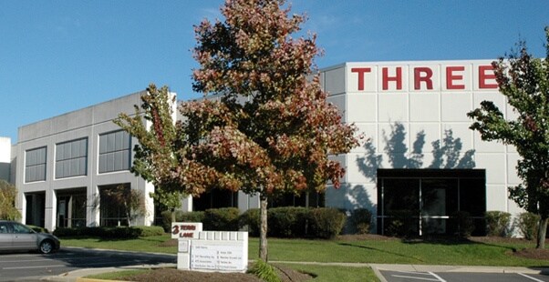 3 Terri Ln, Burlington, NJ à louer - Photo de l’immeuble – Image 2 sur 8