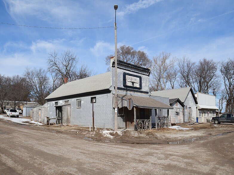 212 Main St, Leshara, NE à vendre - Photo de l’immeuble – Image 2 sur 26