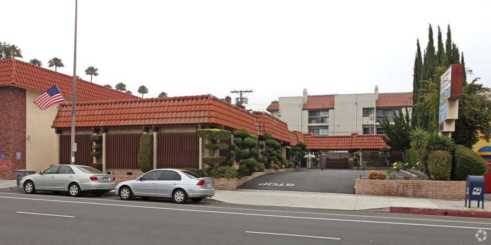 1911 W Glenoaks Blvd, Glendale, CA à louer - Photo de l’immeuble – Image 1 sur 12