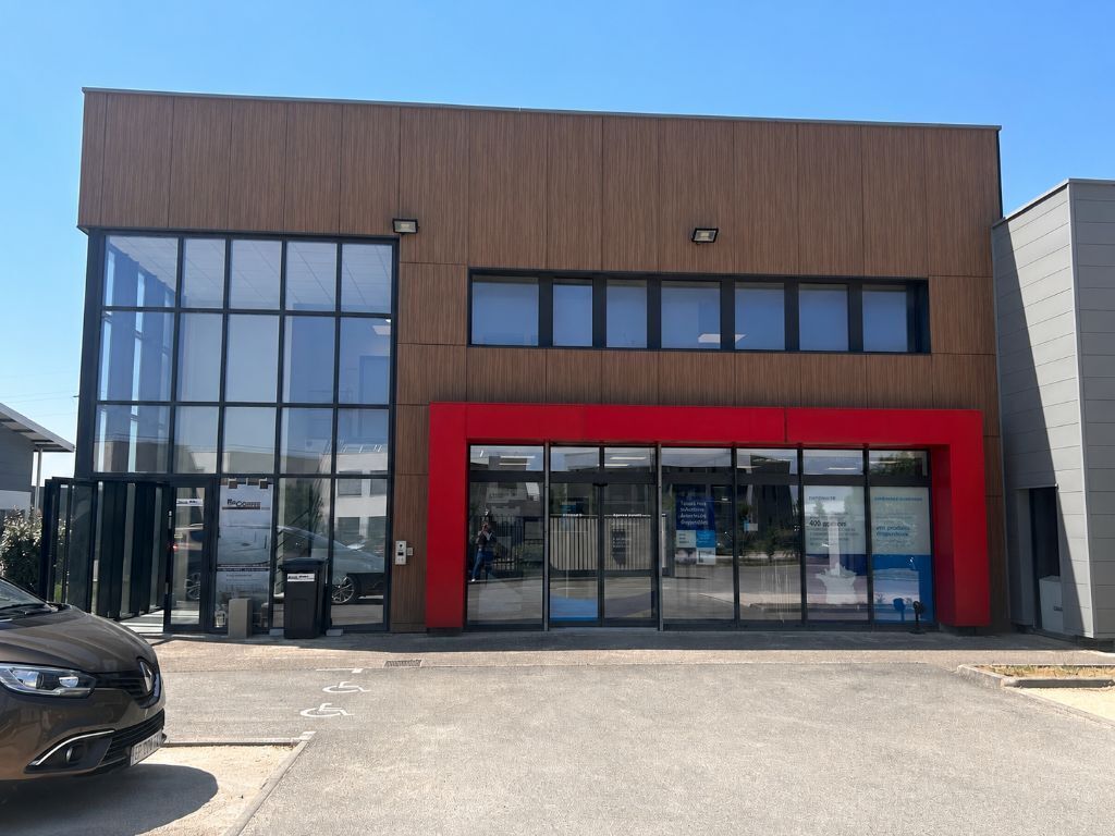 40 Rue Conrad Kilian, Guilherand-Granges à louer Photo de l’immeuble– Image 1 sur 9