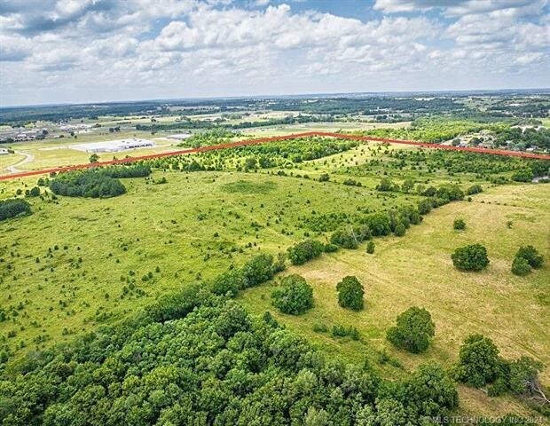 7 Mathis Park Dr, Tahlequah, OK à vendre - Photo de l’immeuble – Image 3 sur 17