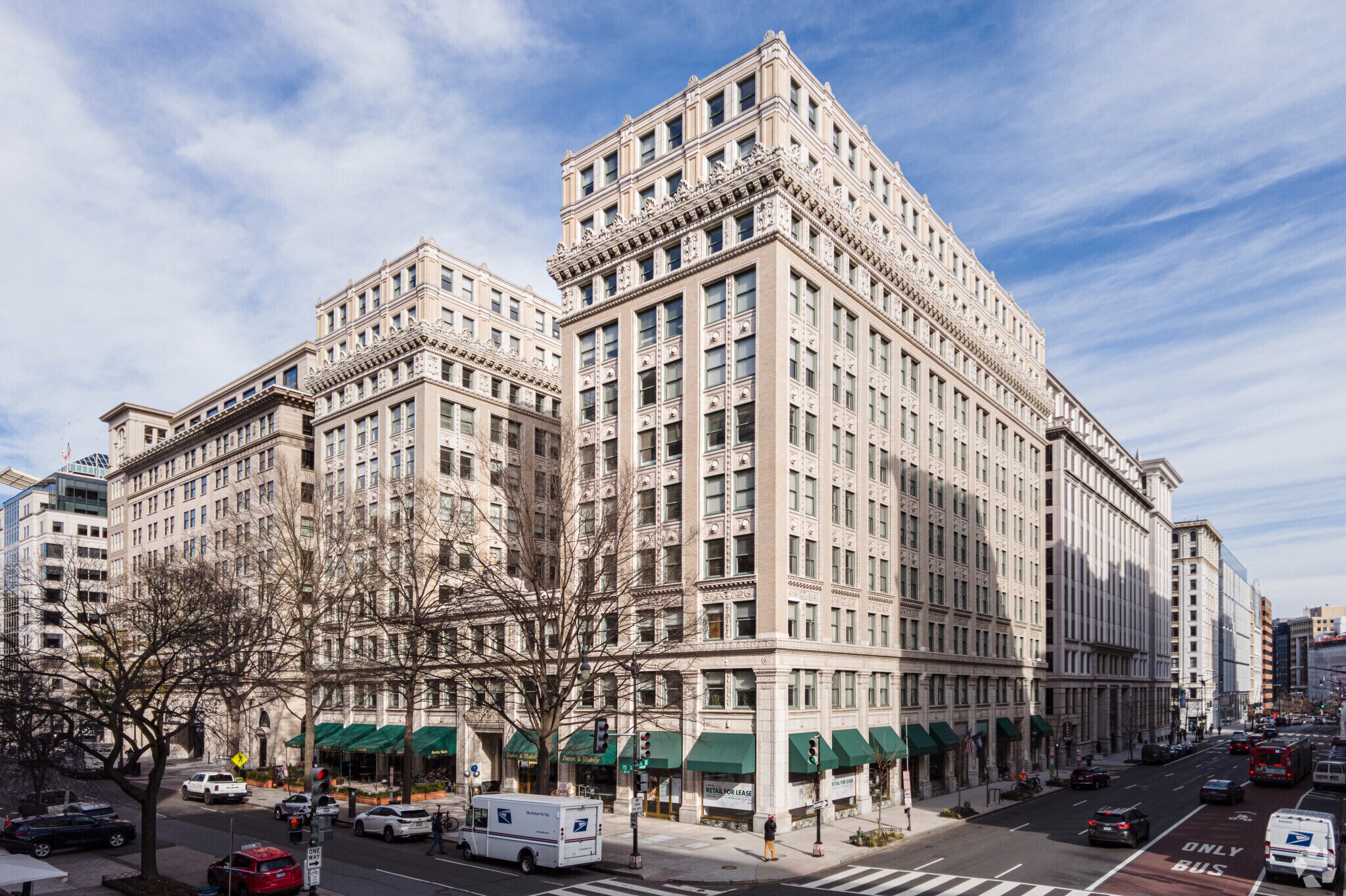 805 15th St NW, Washington, DC à louer Photo principale– Image 1 sur 41