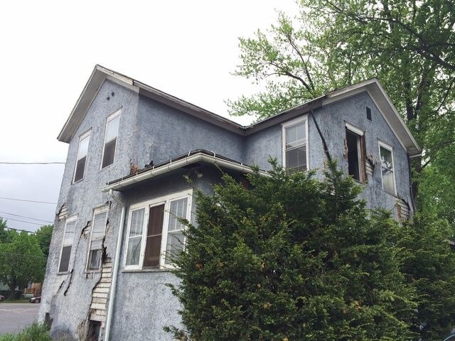 209 N Meadow St, Ithaca, NY à vendre - Photo principale – Image 1 sur 10