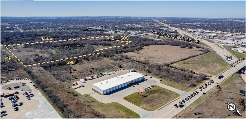 13126 E 4th Pl, Tulsa, OK à vendre - Photo principale – Image 1 sur 2