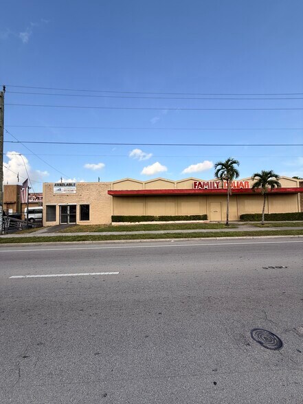 9360 NW 27th Ave, Miami, FL à louer - Photo de l’immeuble – Image 3 sur 19