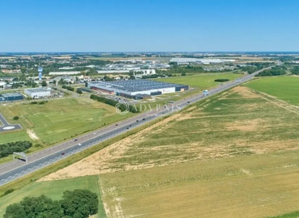 Terrain dans Lieusaint à vendre Photo de l’immeuble– Image 1 sur 5