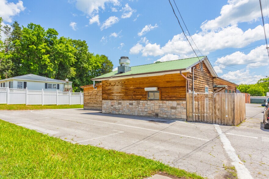 505 W 9th St, Chickamauga, GA à vendre - Photo de l’immeuble – Image 2 sur 32