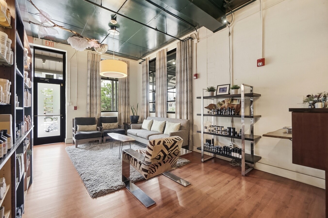 1111 Central Ave, Charlotte, NC 28204 - Lot 210 -  - Photo intérieure - Image 2 of 16