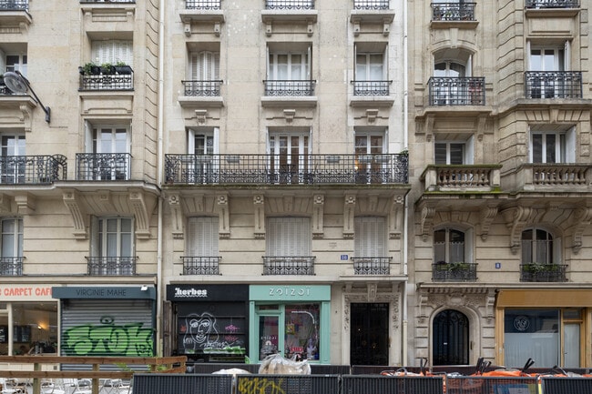 Plus de détails pour 10 Rue Emilio Castelar, Paris - Local commercial à louer