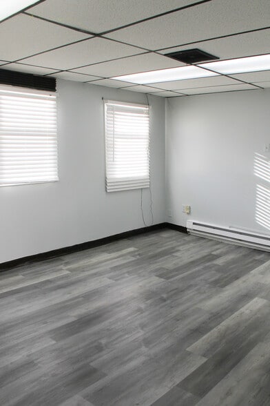 599 Bloomfield Ave, Bloomfield, NJ à louer - Photo de l’immeuble – Image 2 sur 8