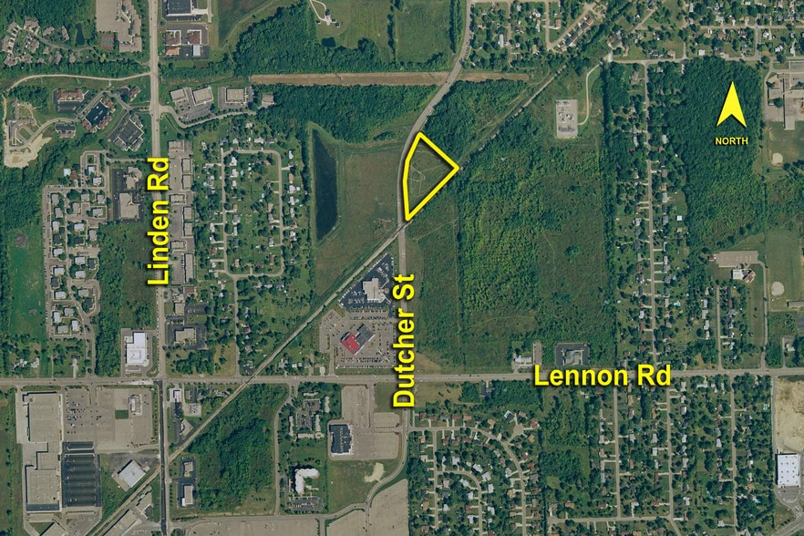 Dutcher St @ Lennon Rd, Flint, MI à vendre - Photo principale – Image 1 sur 1