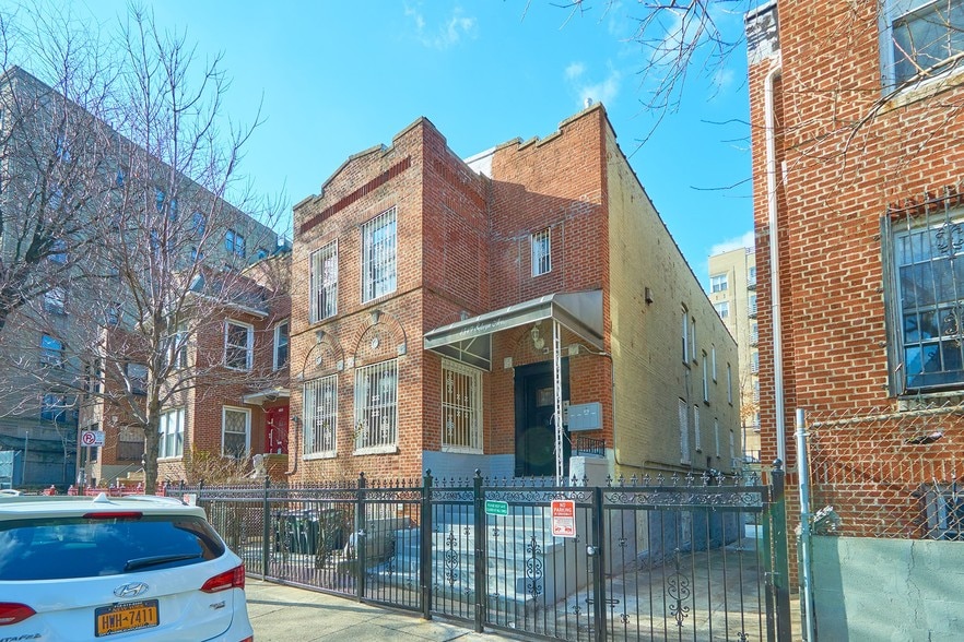 1549 Selwyn Ave, Bronx, NY à louer - Photo principale – Image 1 sur 18