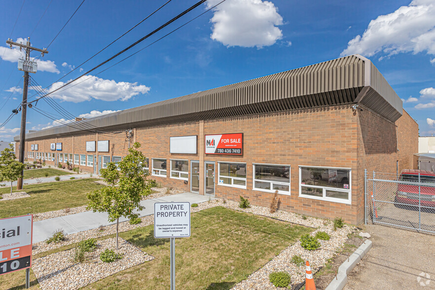 12855-12873 141 St NW, Edmonton, AB à louer - Photo de l’immeuble – Image 2 sur 7