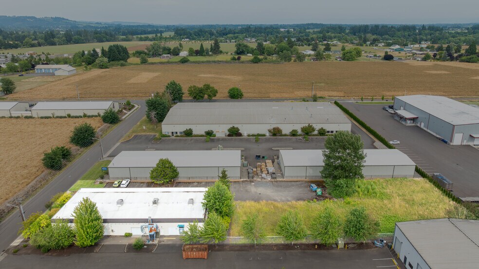 3200 NE Rivergate St, Mcminnville, OR à vendre - Aérien – Image 3 sur 24