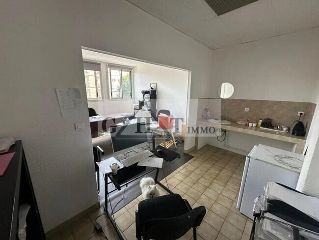 Plus de détails pour Bureau à louer