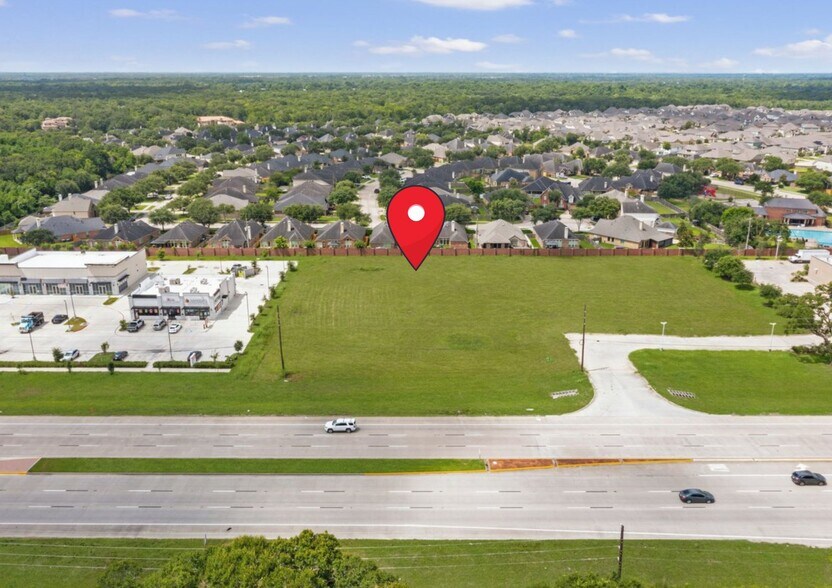 11600 Highway 6, Fresno, TX à vendre - Photo de l’immeuble – Image 3 sur 8