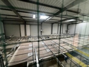 1 Rue Du Groupe Manouchian, Élancourt à louer Photo intérieure– Image 1 sur 12