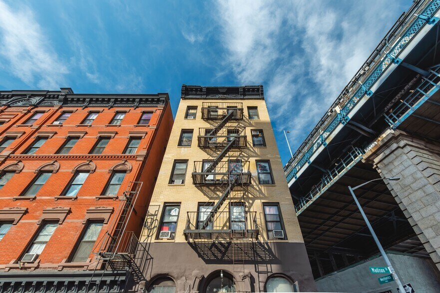 125 Madison St, New York, NY à vendre - Photo de l’immeuble – Image 3 sur 14