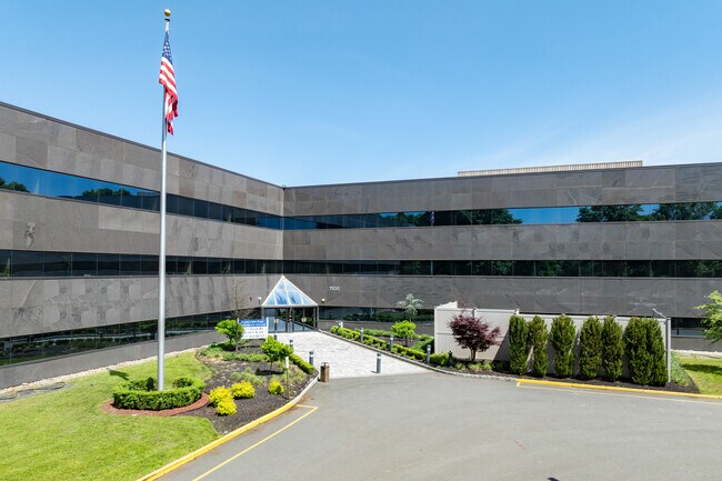 Plus de détails pour 1100 Cornwall Rd, South Brunswick, NJ - Bureau/Médical à louer