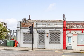 Plus de détails pour 5 Station, Londres - Local commercial à louer