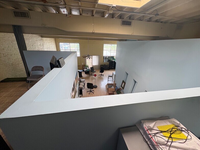 1113 E Cass St, Tampa, FL à louer - Photo de l’immeuble – Image 2 sur 13