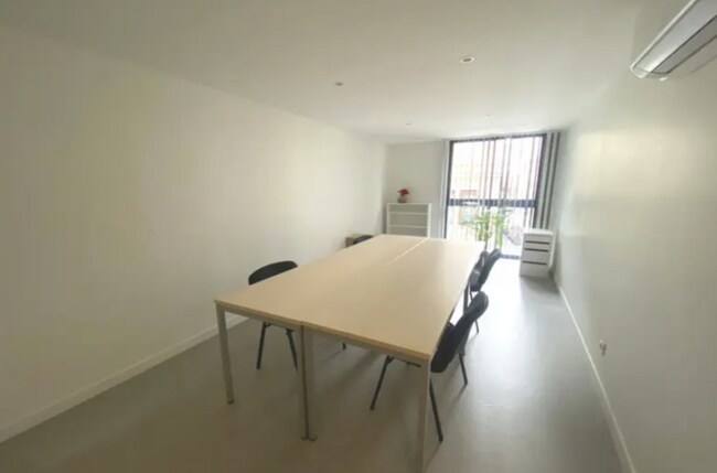 Plus de détails pour Bureau à vendre