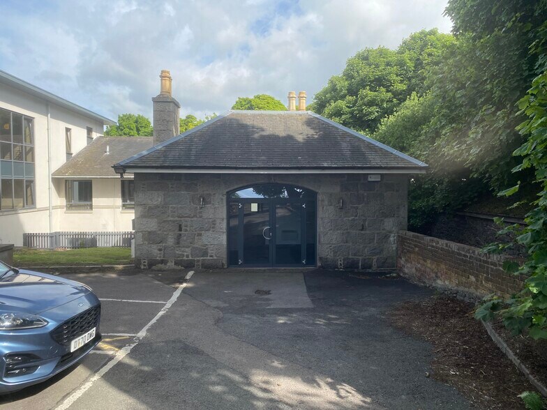 1 Carden Pl, Aberdeen à louer - Photo de l’immeuble – Image 1 sur 1