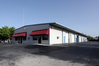 Plus de détails pour 3673 Prospect Ave, Naples, FL - Industriel/Logistique à louer