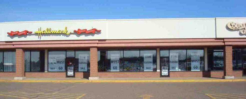 3416-3438 E Main St, Merrill, WI à louer - Photo de l’immeuble – Image 2 sur 18