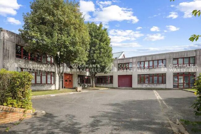 Plus de détails pour 1 Rue De Terre Neuve, Les Ulis - Bureau à vendre