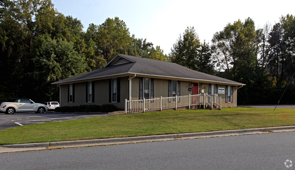2949-2951 Audrey Dr, Gastonia, NC à louer - Photo de l’immeuble – Image 2 sur 15