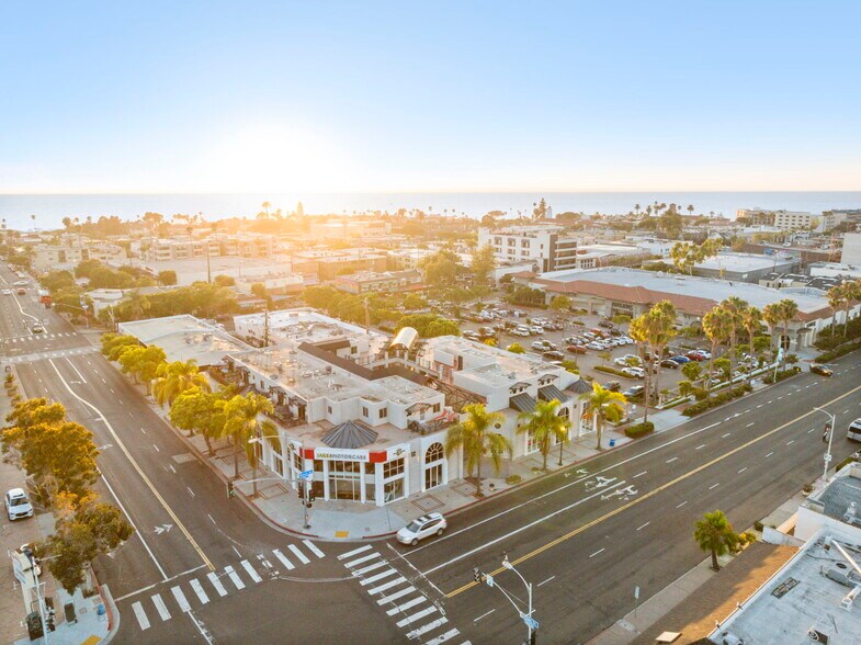 7514 Girard Ave, La Jolla, CA à vendre - Photo de l’immeuble – Image 2 sur 10