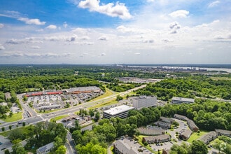 650 Naamans Rd, Claymont, DE - VUE AÉRIENNE  vue de carte - Image1