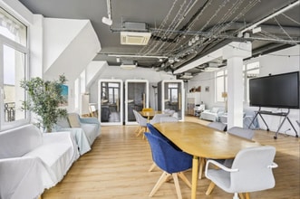 29 Rue De Lisbonne, Paris à louer Photo intérieure– Image 1 sur 9